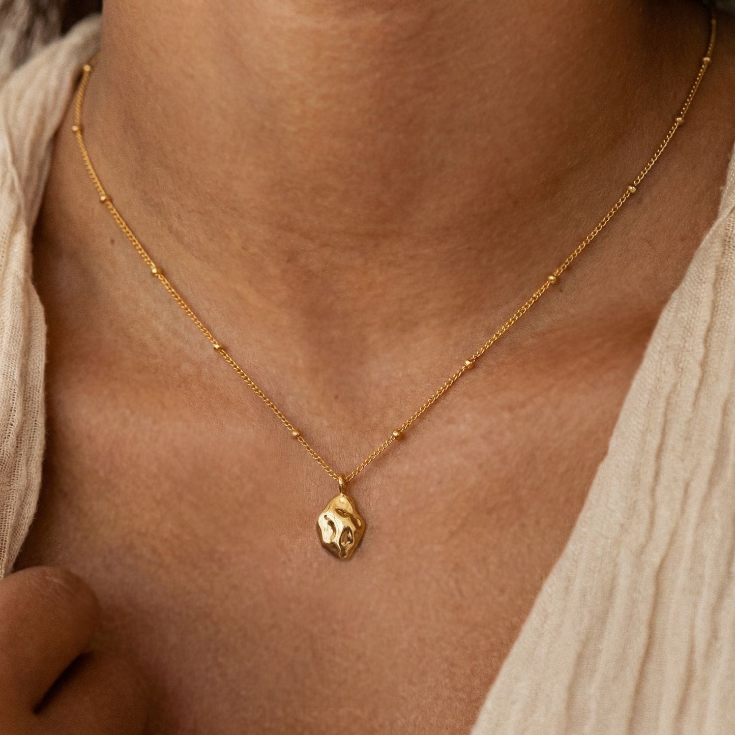 Collar Goldie