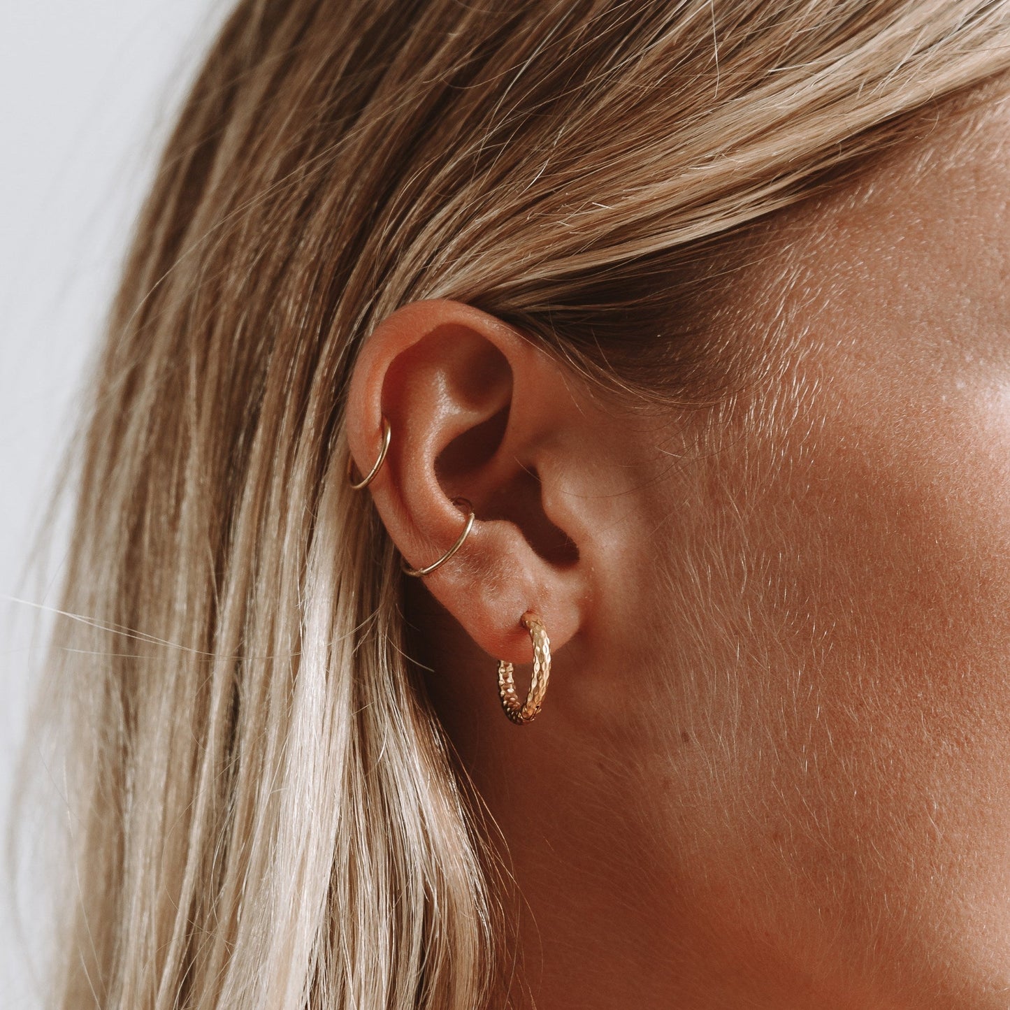 Pendientes de aro martillados