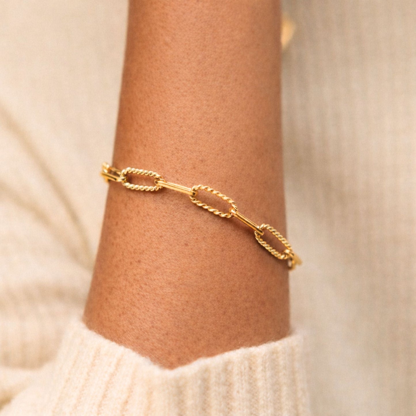 Pulsera de clip audaz